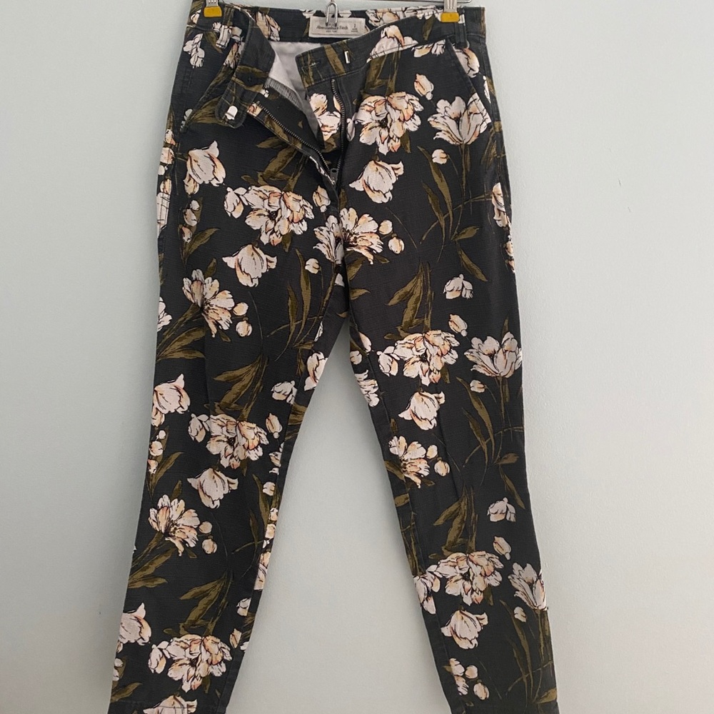 Brand New Abercrombie Floral Pants